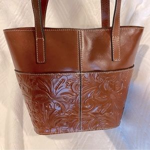 NWOT Patricia Nash Tote in Florence
